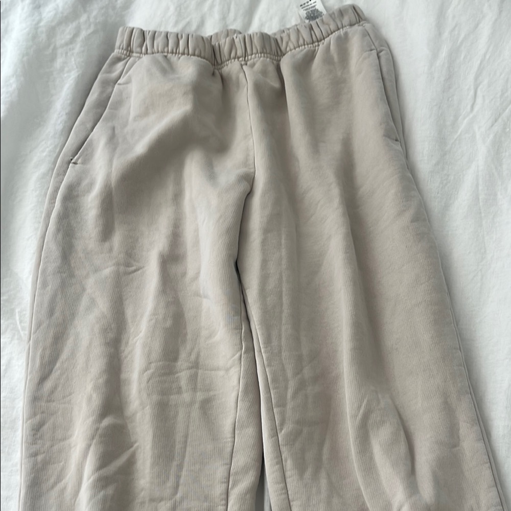 WILFRID beige sweats